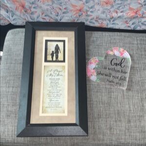 Christian picture for a mother and a glass heart to stand on Dresser